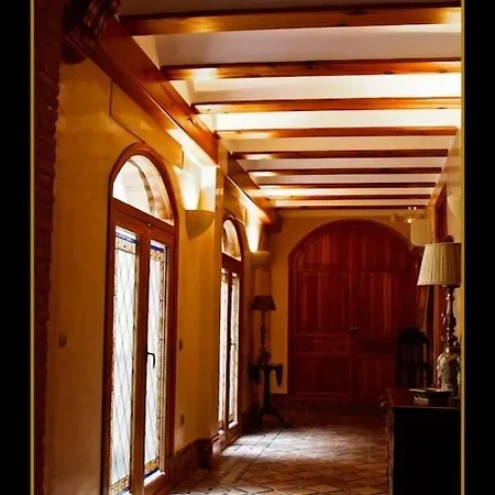 Casa Babel 3*