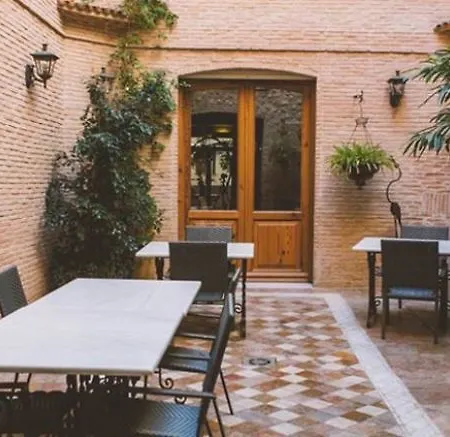 Casa Babel Hotel 3*