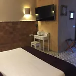 Casa Babel Hotel 3*