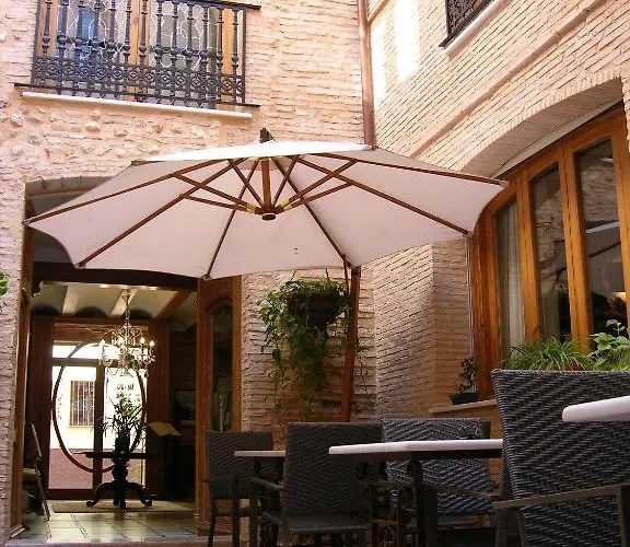 Hotel Casa Babel 3*